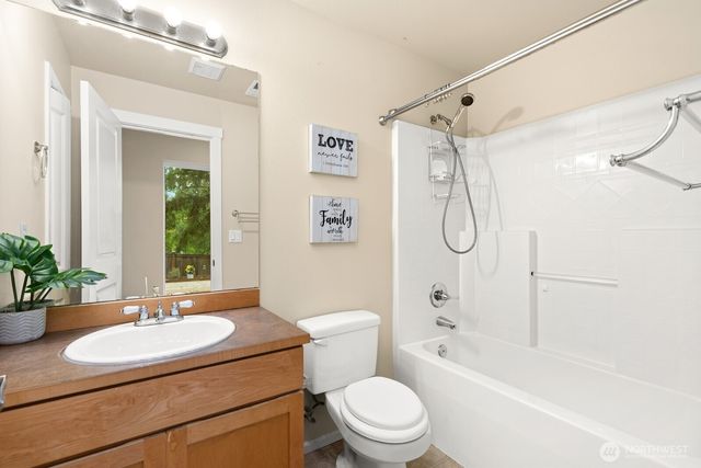 20914 13th Place W, Lynnwood, WA 98036