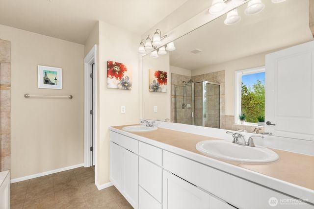 20914 13th Place W, Lynnwood, WA 98036