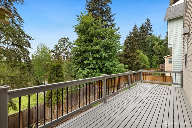 20914 13th Place W, Lynnwood, WA 98036