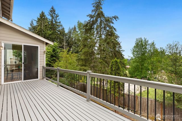 20914 13th Place W, Lynnwood, WA 98036