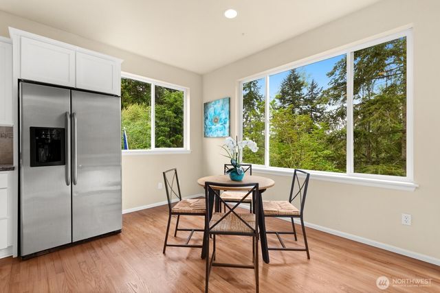 20914 13th Place W, Lynnwood, WA 98036