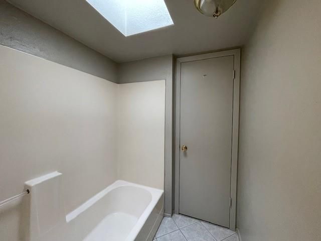 8808 Mountain Ridge DR B, Austin, TX 78759