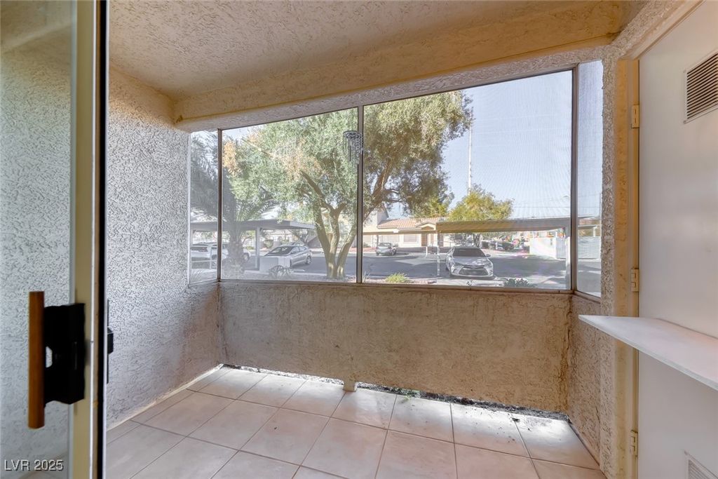 Image 28 of property listing at 3425 East Russell Road 147, Las Vegas, NV 89120