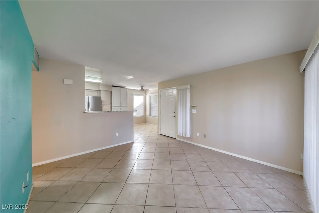 Image 8 of property listing at 3425 East Russell Road 147, Las Vegas, NV 89120