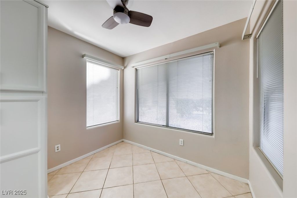 Image 9 of property listing at 3425 East Russell Road 147, Las Vegas, NV 89120