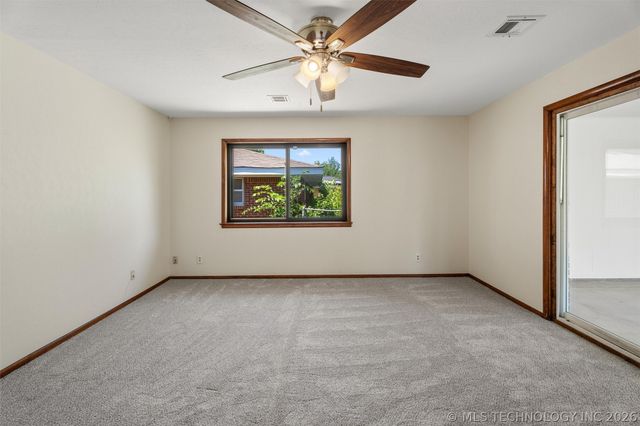 4932 Amherst Drive, Bartlesville, OK 74006