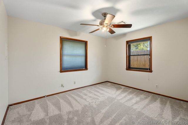 4932 Amherst Drive, Bartlesville, OK 74006