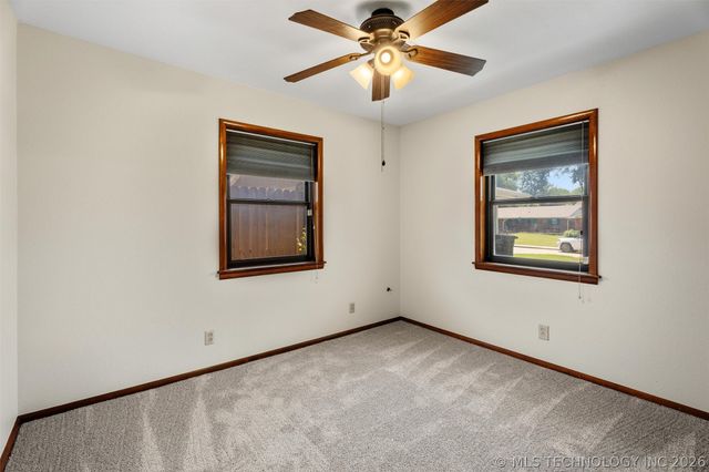 4932 Amherst Drive, Bartlesville, OK 74006