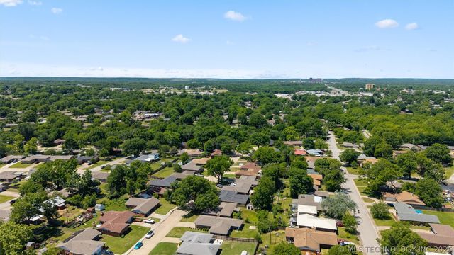 4932 Amherst Drive, Bartlesville, OK 74006