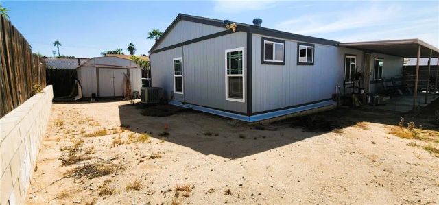 2595 Atlanta 19, Riverside, CA 92507