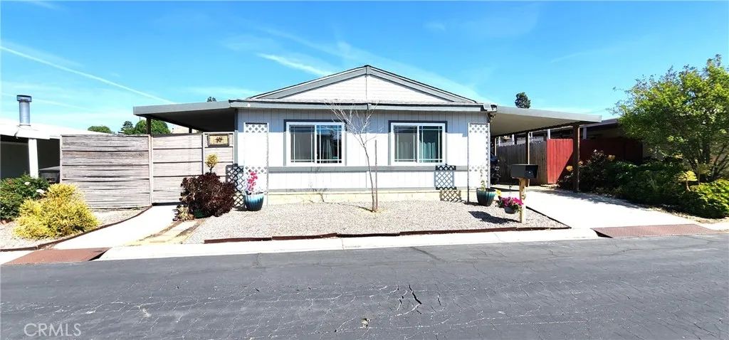 2595 Atlanta 19, Riverside, CA 92507