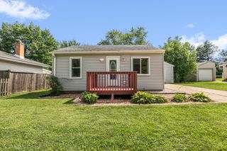 18927 W Old Plank Road, Grayslake, IL 60030