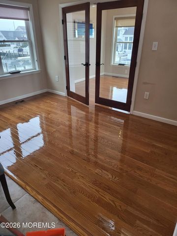 225 Norman Court, Normandy Beach, NJ 08739
