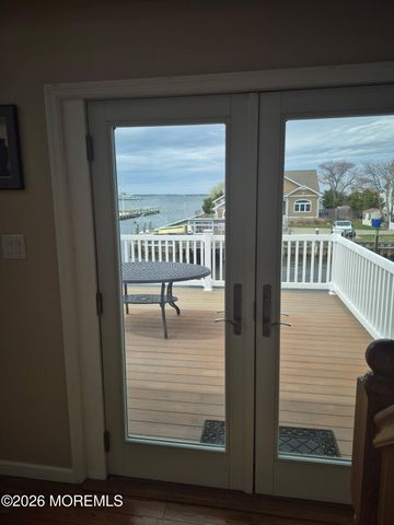 225 Norman Court, Normandy Beach, NJ 08739