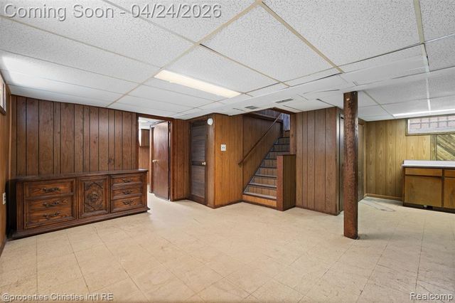 1611 Ethel Avenue, Lincoln Park, MI 48146