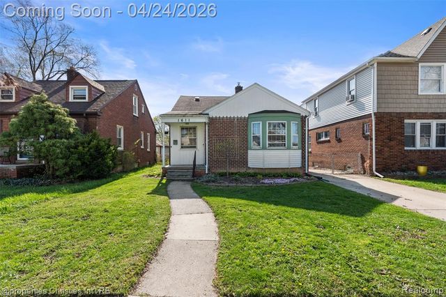 1611 Ethel Avenue, Lincoln Park, MI 48146