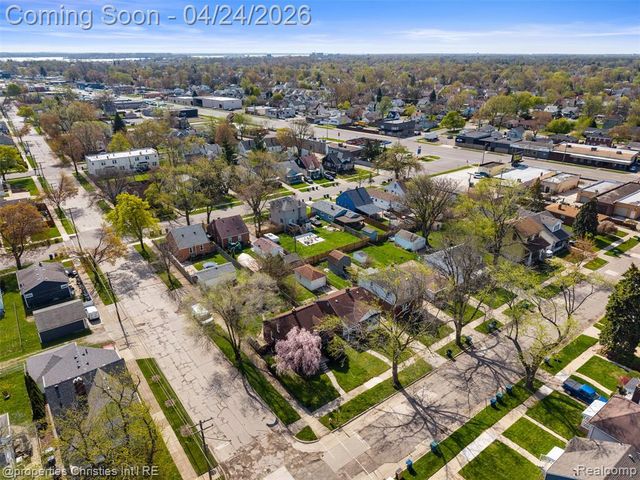 1611 Ethel Avenue, Lincoln Park, MI 48146