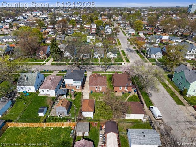 1611 Ethel Avenue, Lincoln Park, MI 48146