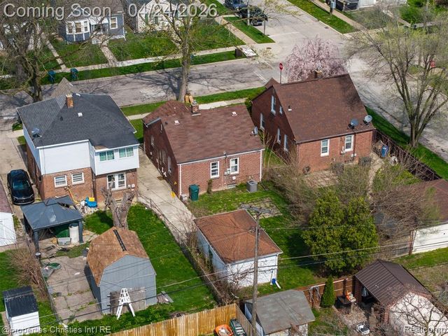 1611 Ethel Avenue, Lincoln Park, MI 48146