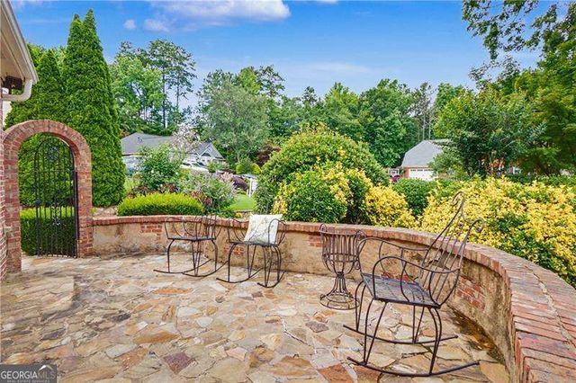 360 Oak Terrace, Alpharetta, GA 30009