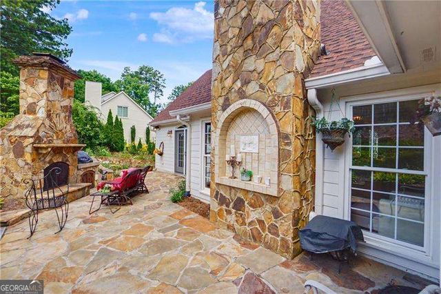 360 Oak Terrace, Alpharetta, GA 30009