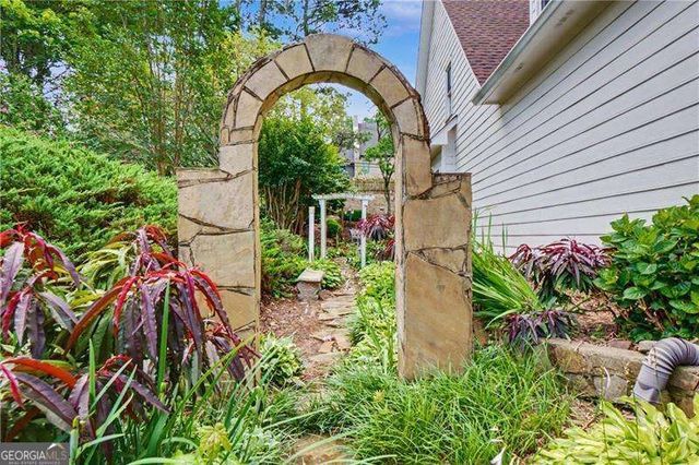360 Oak Terrace, Alpharetta, GA 30009