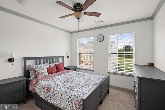 41719 CYNTHIA TER, Aldie, VA 20105
