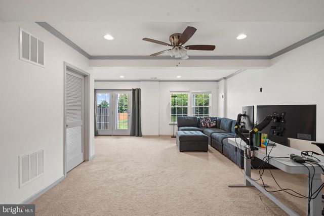 41719 CYNTHIA TER, Aldie, VA 20105