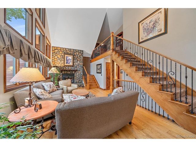 31353 N Bermuda Dunes Dr, Evergreen, CO 80439