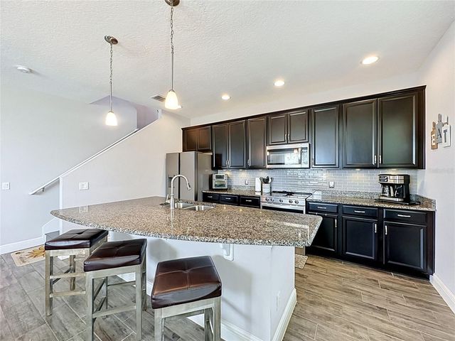 105 ABERDEEN STREET, Davenport, FL 33896
