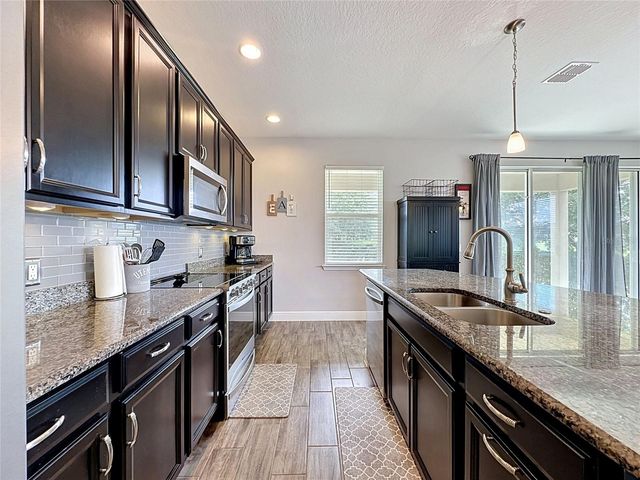105 ABERDEEN STREET, Davenport, FL 33896