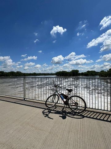 9905 Russell Avenue N 2, Brooklyn Park, MN 55444