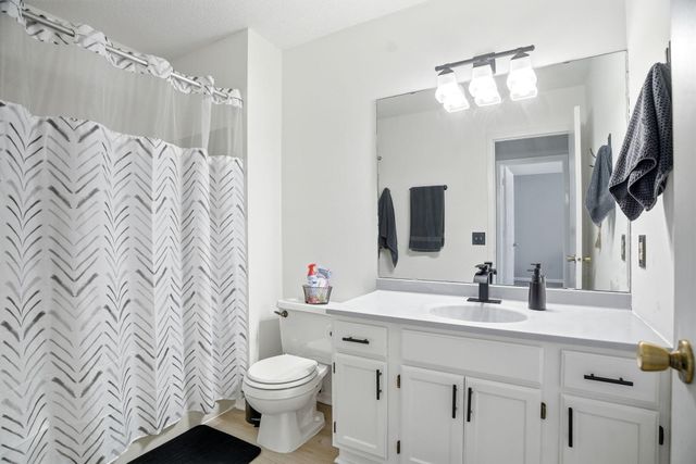 9905 Russell Avenue N 2, Brooklyn Park, MN 55444