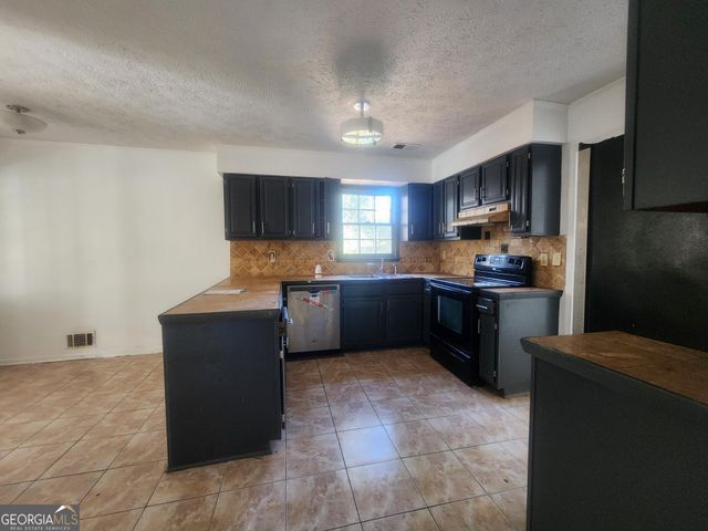 1879 WRIGHTS Way, Jonesboro, GA 30236