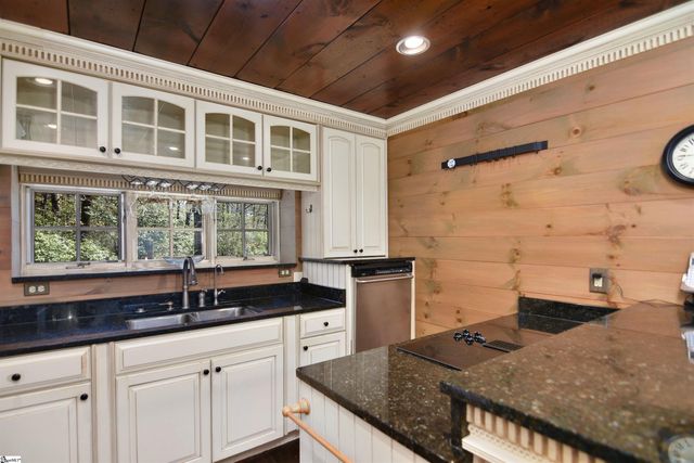 126 Columbine Way, Cleveland, SC 29635