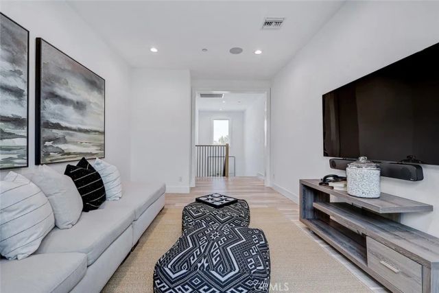 5005 Coolidge Ave, Culver City, CA 90230
