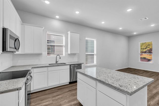 11964 Canal Street, Willis, TX 77318