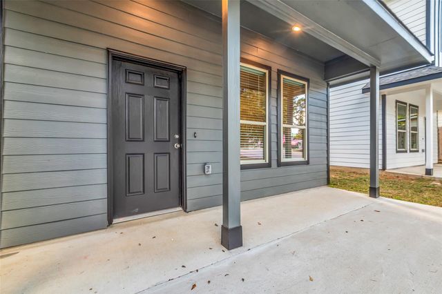 11964 Canal Street, Willis, TX 77318