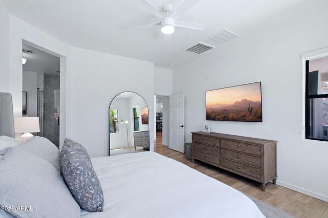 10019 E Hillside Drive E, Scottsdale, AZ 85255