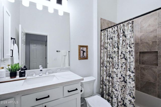 10019 E Hillside Drive E, Scottsdale, AZ 85255