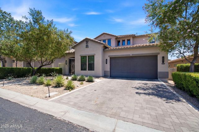 10019 E Hillside Drive E, Scottsdale, AZ 85255