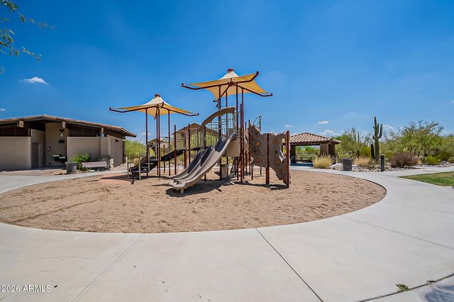 10019 E Hillside Drive E, Scottsdale, AZ 85255