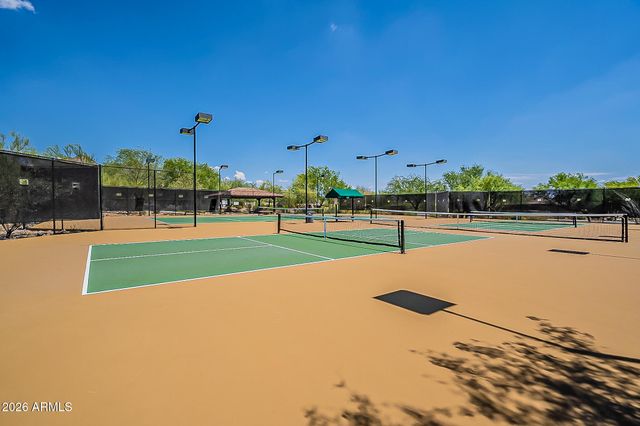 10019 E Hillside Drive E, Scottsdale, AZ 85255