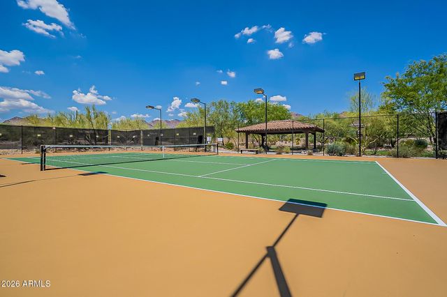 10019 E Hillside Drive E, Scottsdale, AZ 85255