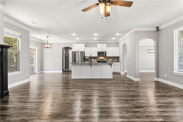 515 Vista Del Valle Street, Farmington, AR 72730