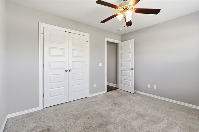 515 Vista Del Valle Street, Farmington, AR 72730