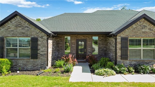 515 Vista Del Valle Street, Farmington, AR 72730
