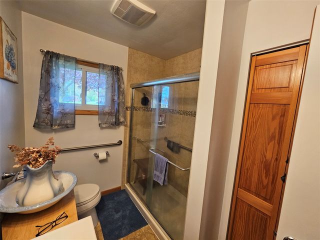 3302 COLONIAL Avenue, Erie, PA 16506