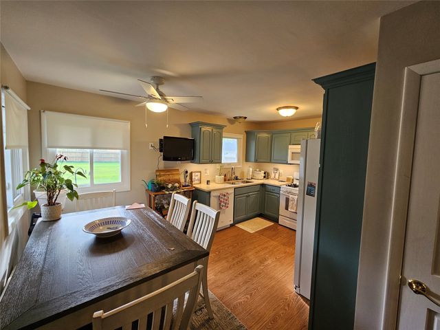 3302 COLONIAL Avenue, Erie, PA 16506