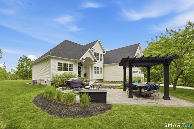 82 Deer Run Drive, Colchester, CT 06415
